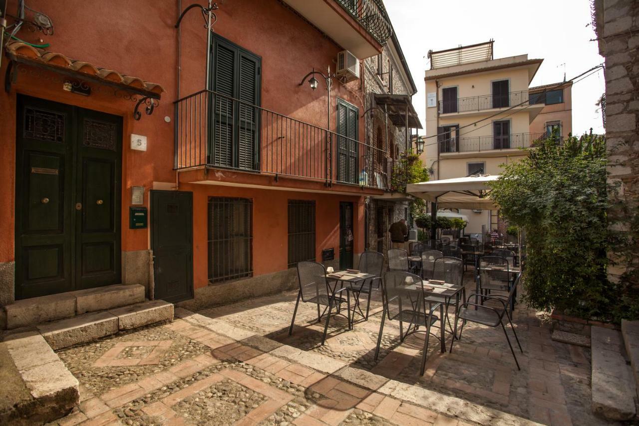 Appartement Casa Orchidea Azzurra à Taormine Extérieur photo